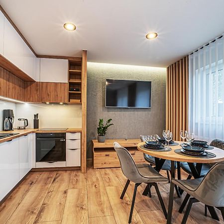 Apartament Labradoryt, Klimatyzacja, Parking Priv Boleslawiec  Zewnętrze zdjęcie